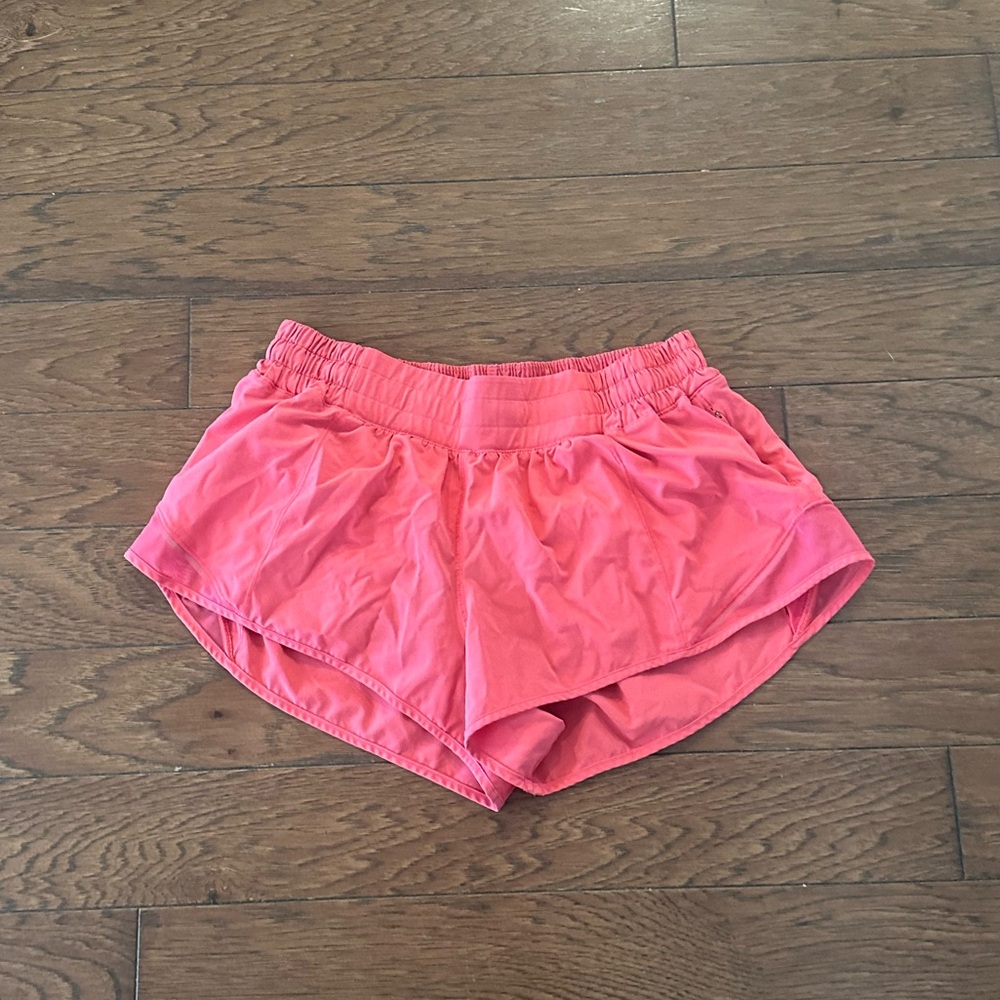 Lululemon hotty hot shorts 2.5 pink